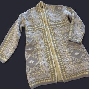 Max‎ Sport Sweater Coat Gray & Pale Yellow Geometric Design